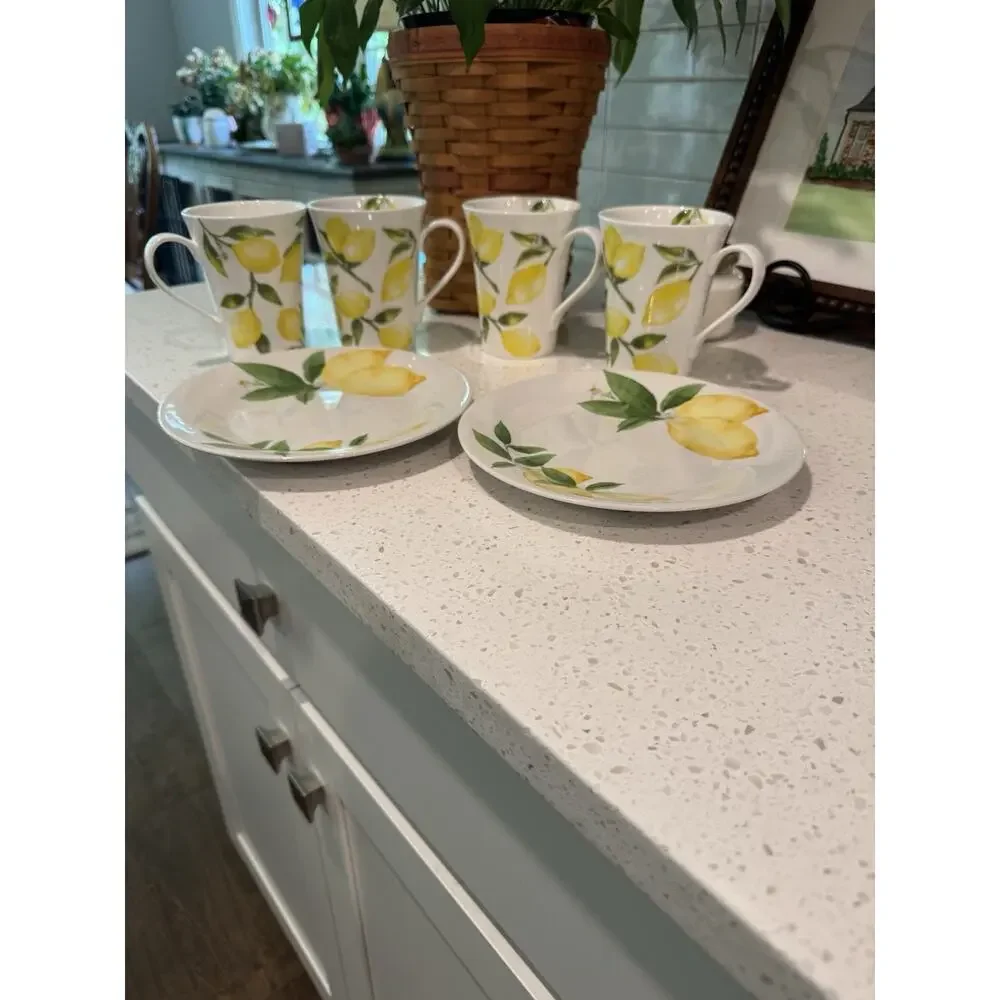 Set Of 4 Mikasa Lemons Bone China Mugs And 2 Royal Norfolk 7.5 Inch Lemon Plates
